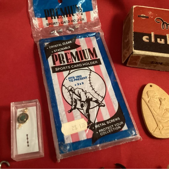 Junk Drawer Lot Various Collectibles Old and New items - Picture 4 of 8